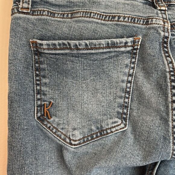 Kut from the kloth women’s Asher straight rolled cropped jeans size 8 blue EUC - Picture 10 of 12